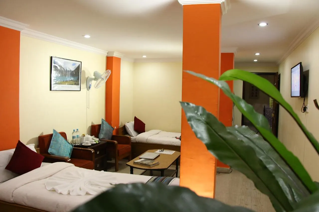 Hotel August Mountain Κατμαντού 2*,