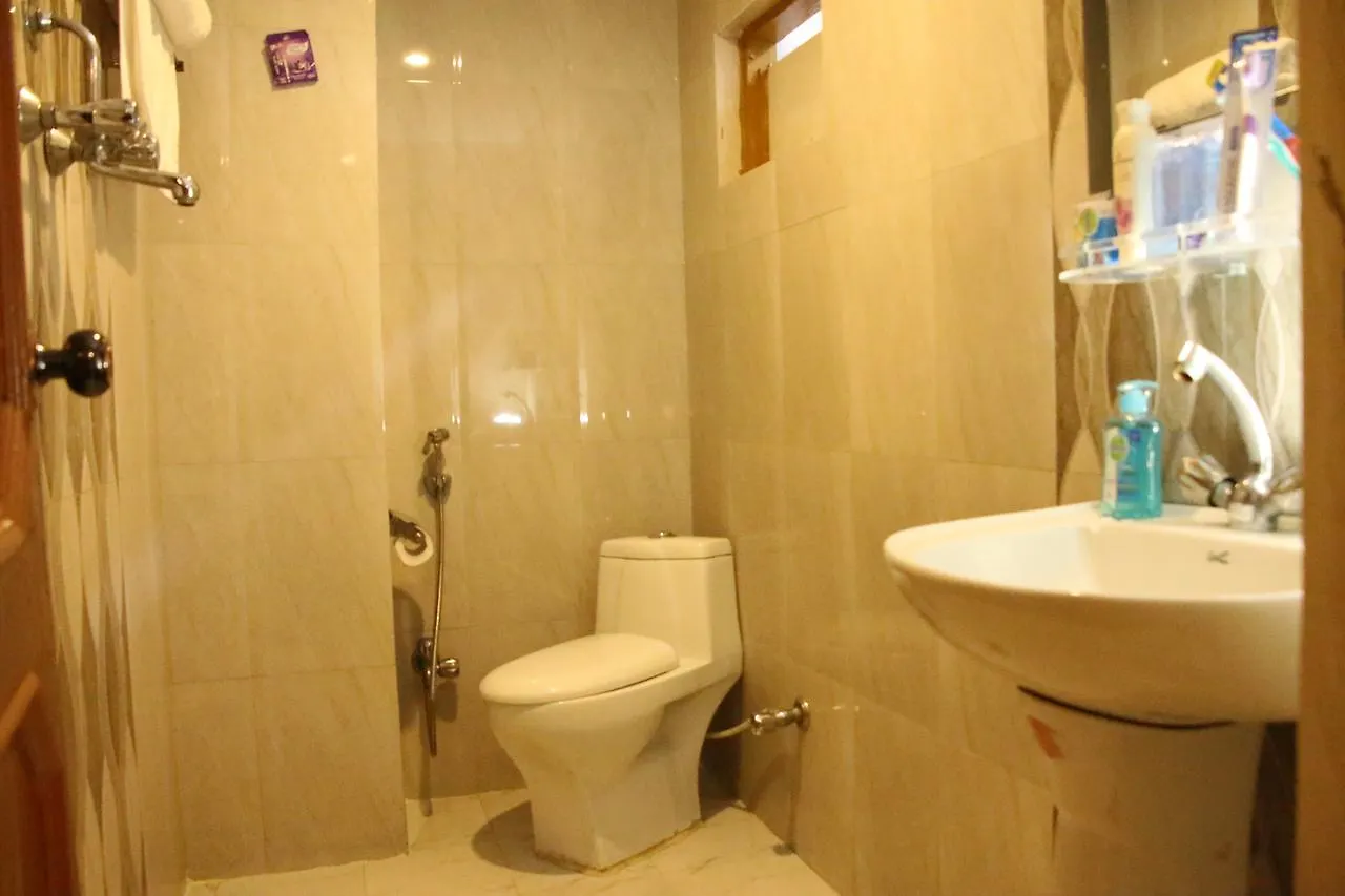 Hotel August Mountain Κατμαντού 2*,  Νεπάλ